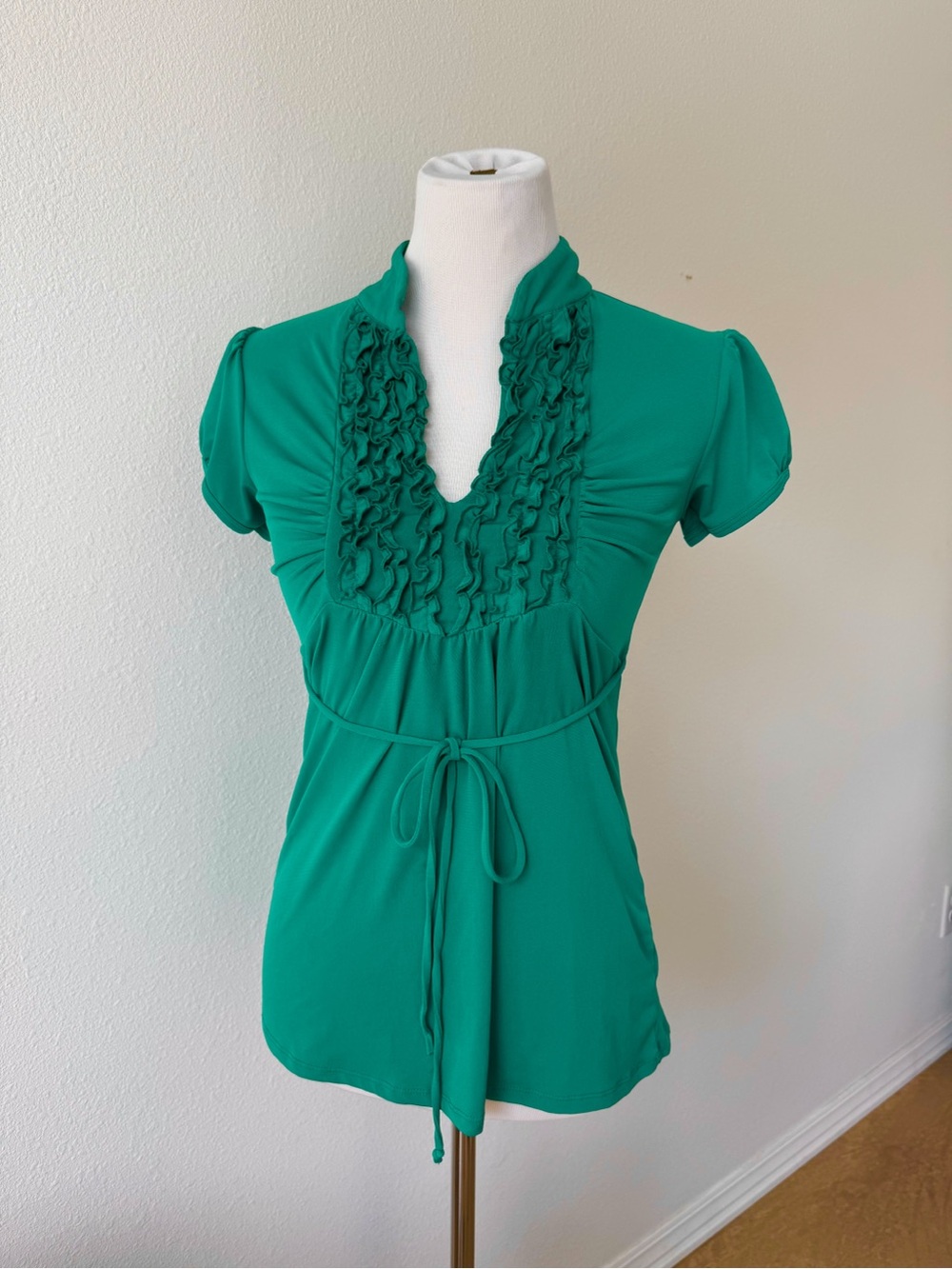 Y2K Heart Soul Green Ruffle Front Tie-Waist Women’s Top